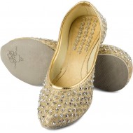 Golden Jutti